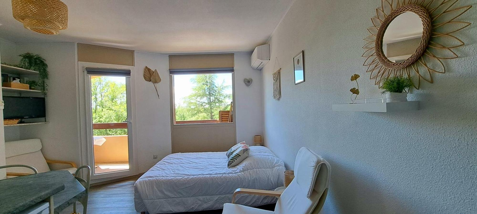 Gréoux-les-Bains Studio Meuble Cures Thermales Avec Vue מראה חיצוני תמונה